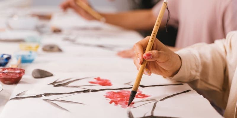 Taller de dibujo, pintura y técnicas mixtas. Una clase por semana